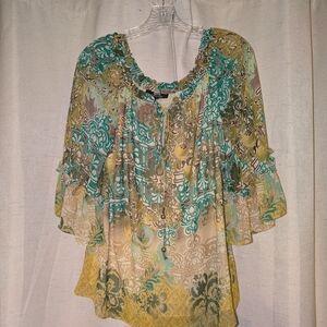Elegant Women's Blouse - Green and Yellow Pattern